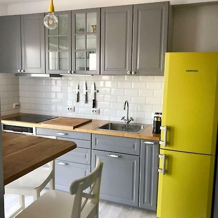 Beautiful Studio Near The Center Of Cluj Bagian luar foto