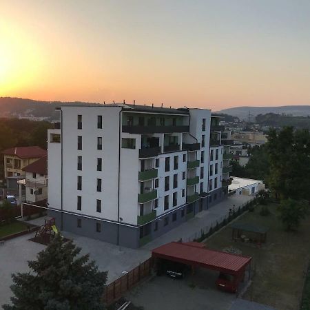 Beautiful Studio Near The Center Of Cluj Bagian luar foto